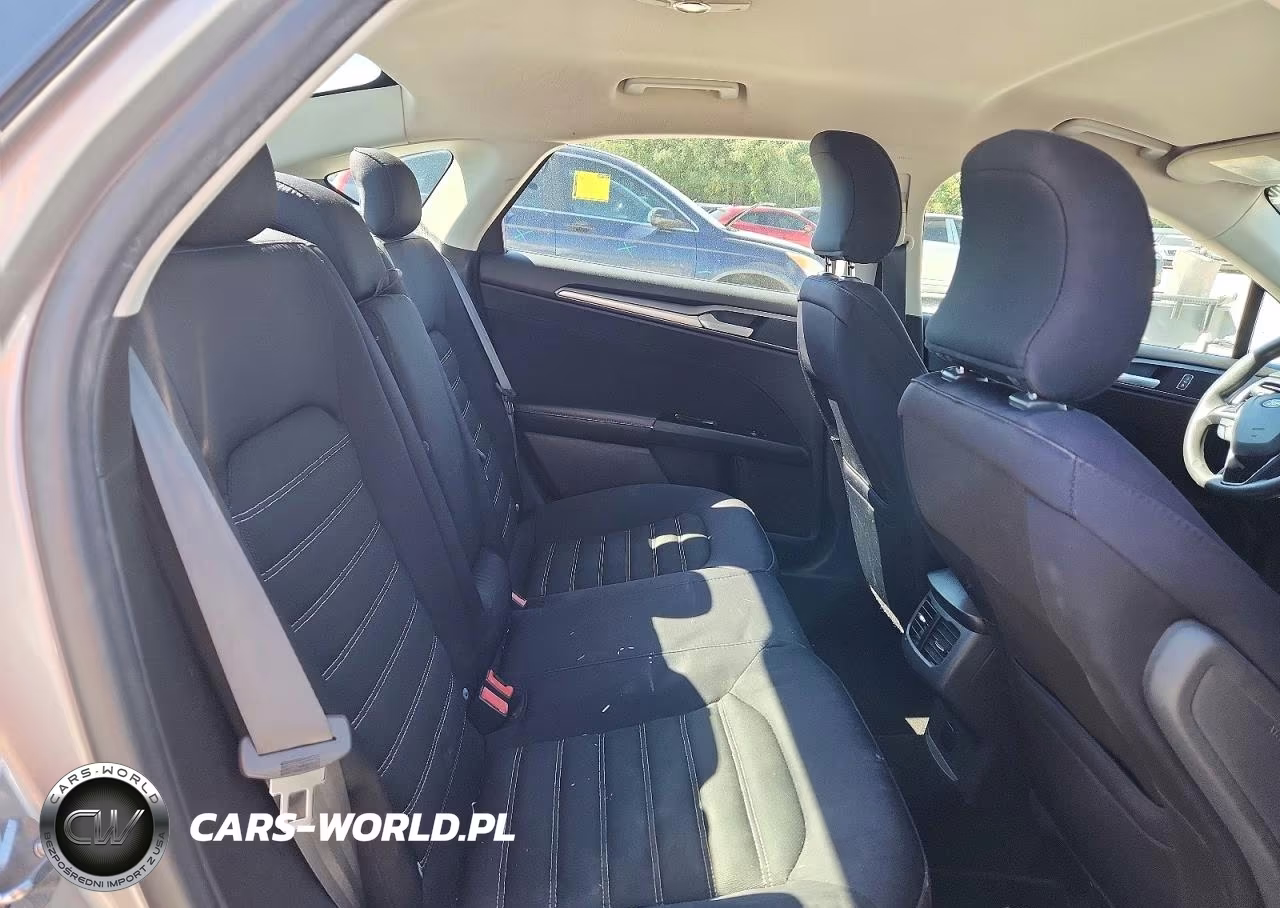2015 Ford Fusion Se VIN:3FA6P0H73FR183545 - 10