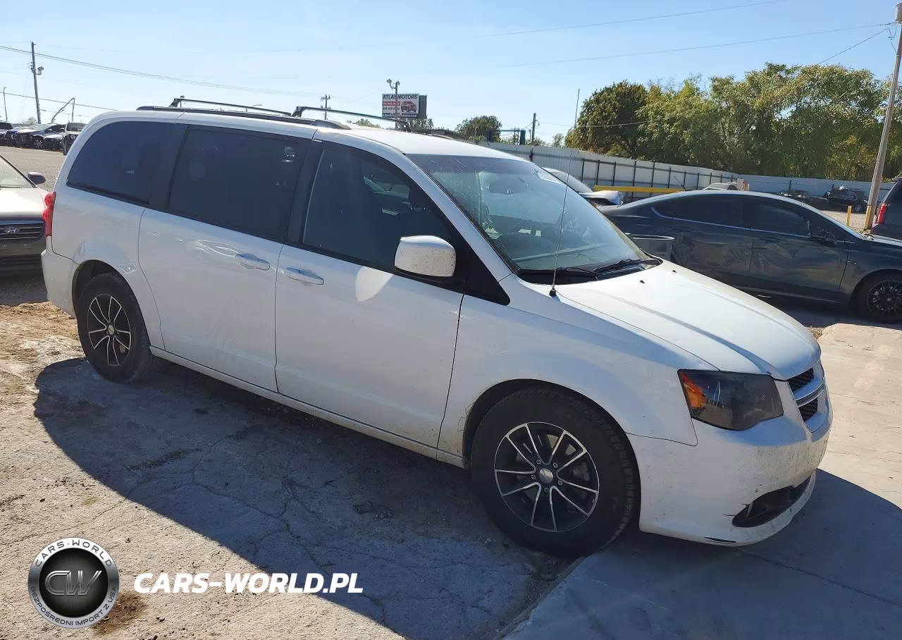 2018 Dodge Grand Caravan Gt VIN:2C4RDGEG3JR147429 - 4