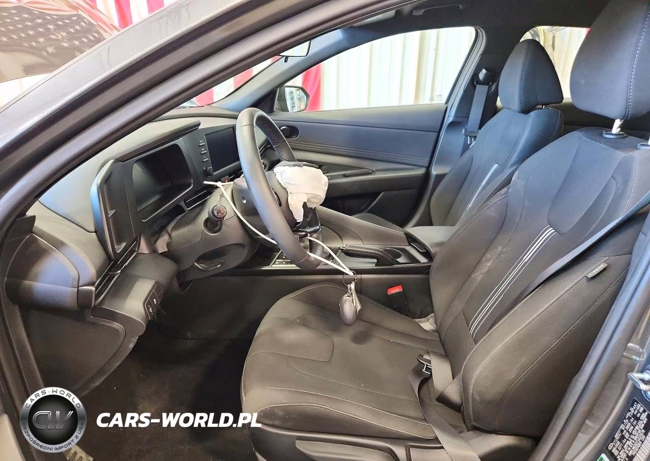 2026 Hyundai Elantra Sel Sport VIN:KMHLM4DG3TU220578 - 7