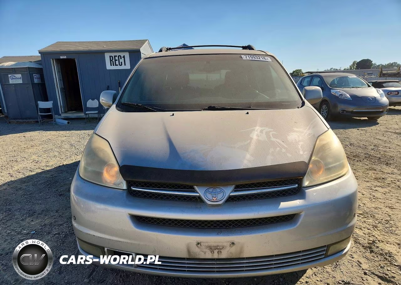 2004 Toyota Sienna VIN:5TDBA22CX4S001636 - 5