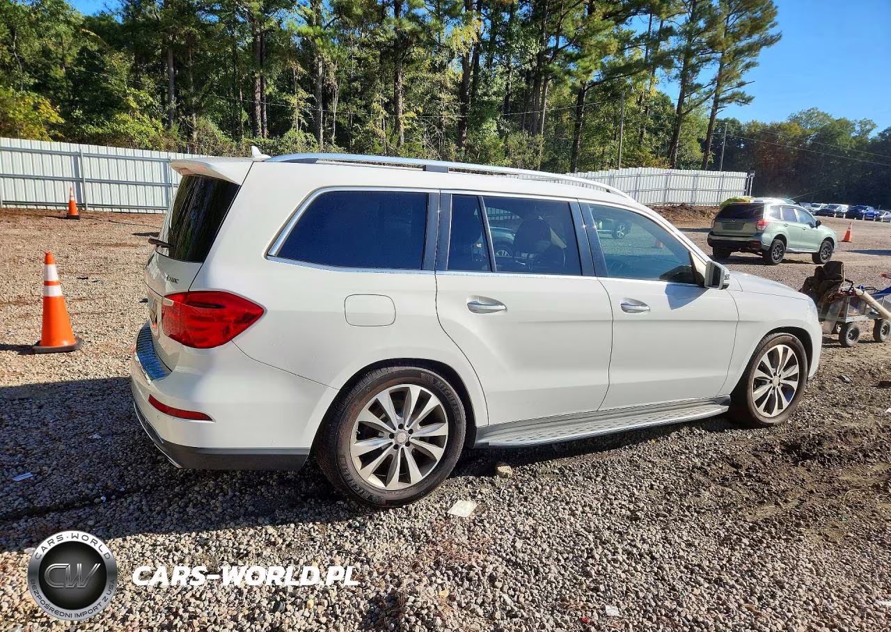 2015 Mercedes-Benz Gl 450 4Matic VIN:4JGDF6EEXFA532748 - 3