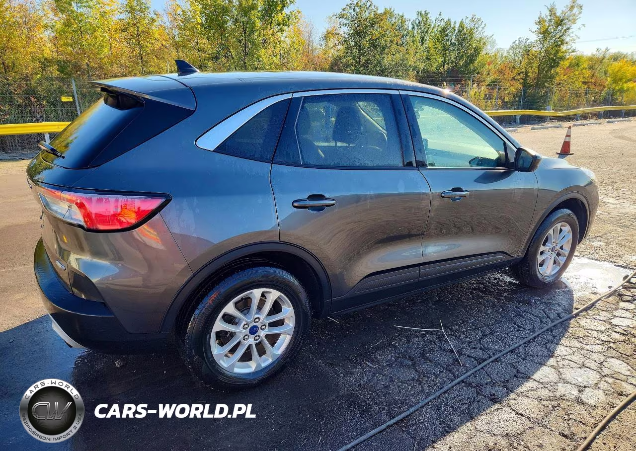 2020 Ford Escape Se VIN:1FMCU9G64LUB23700 - 3