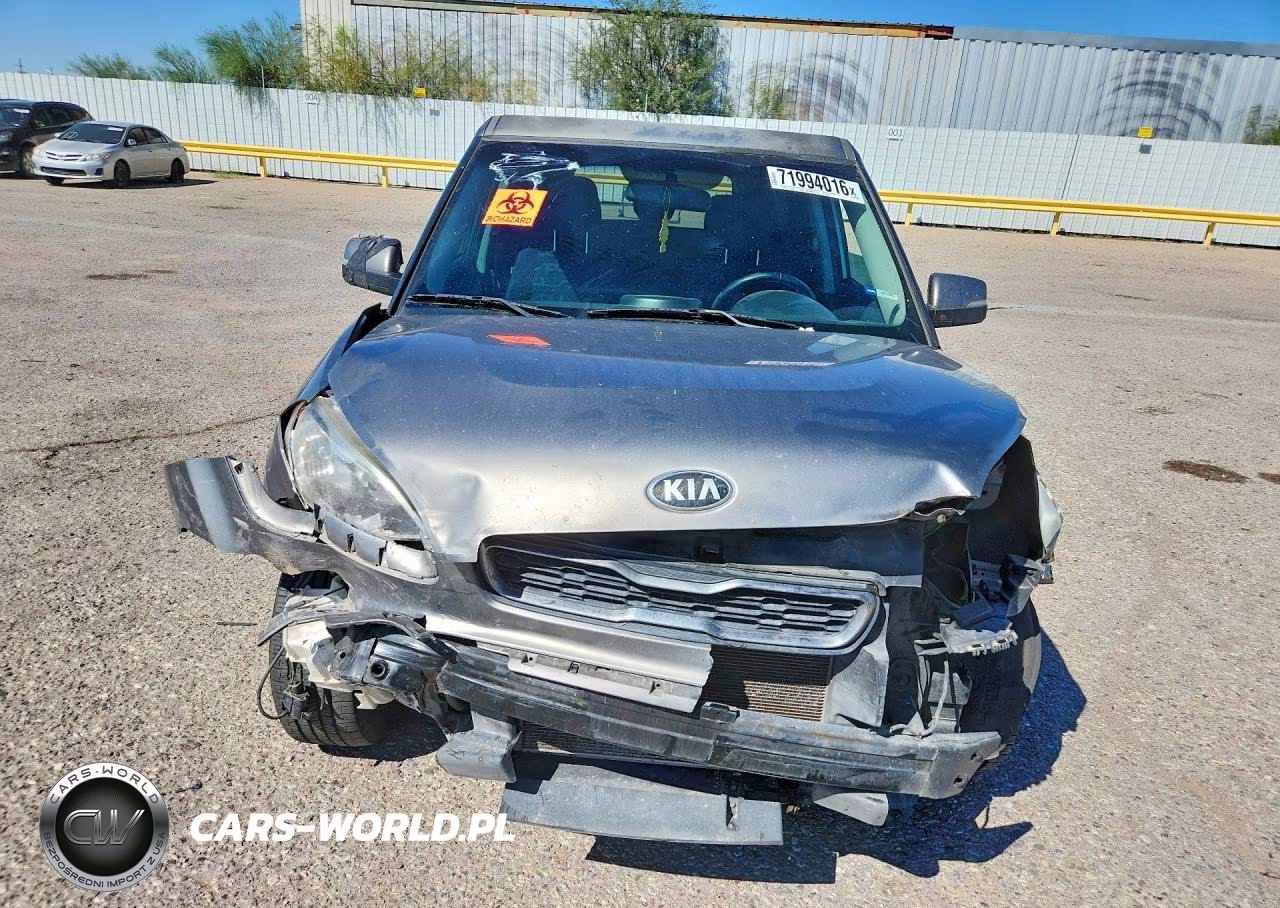 2013 Kia Soul + VIN:KNDJT2A61D7620718 - 5