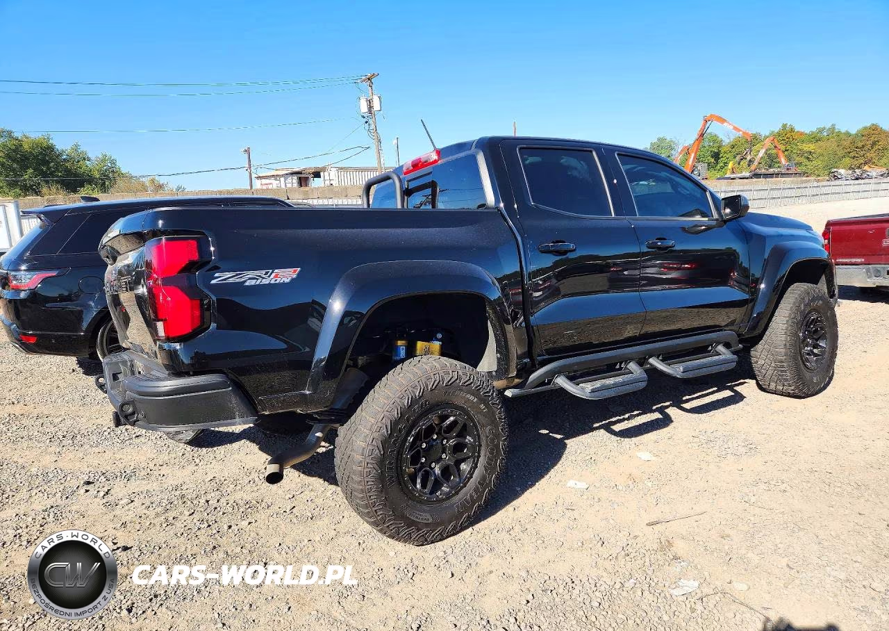 2025 Chevrolet Colorado Zr2 VIN:1GCPTFEK1S1171355 - 3