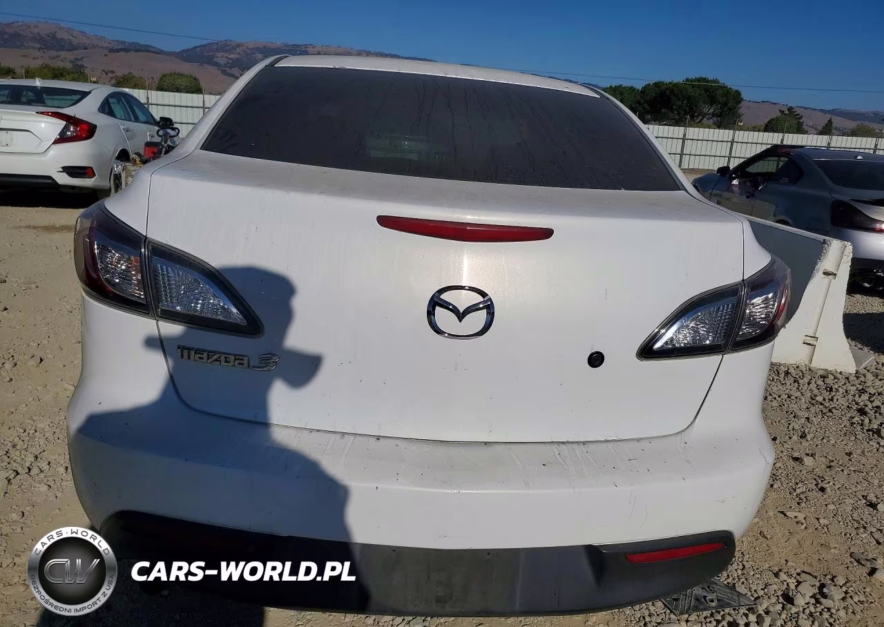 2011 Mazda 3 I VIN:JM1BL1UF2B1481077 - 6