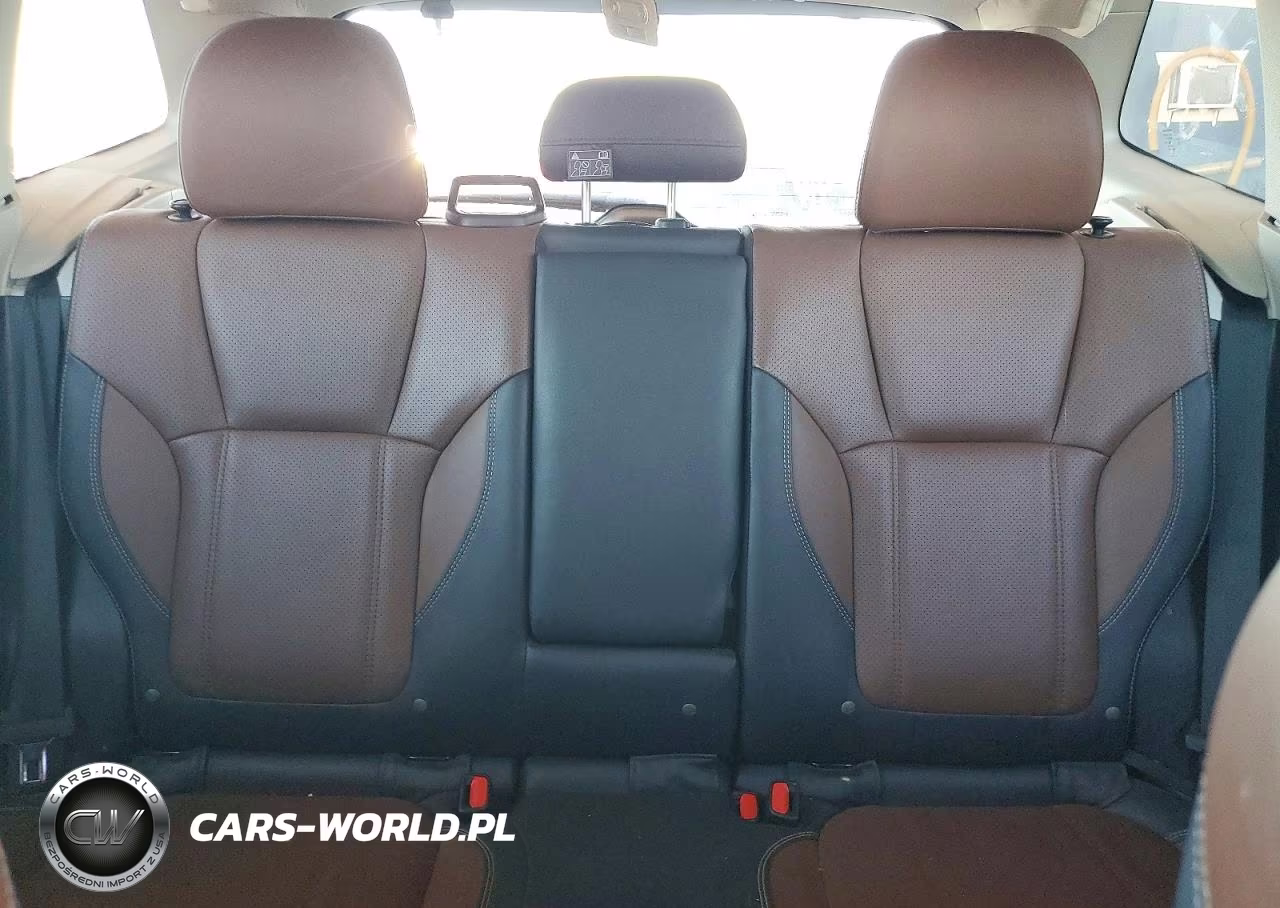 2022 Subaru Forester Touring VIN:JF2SKARC6NH529484 - 10