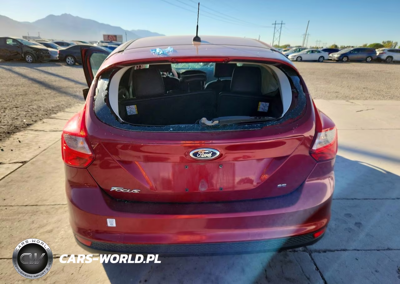 2014 Ford Focus Se VIN:1FADP3K28EL326444 - 6