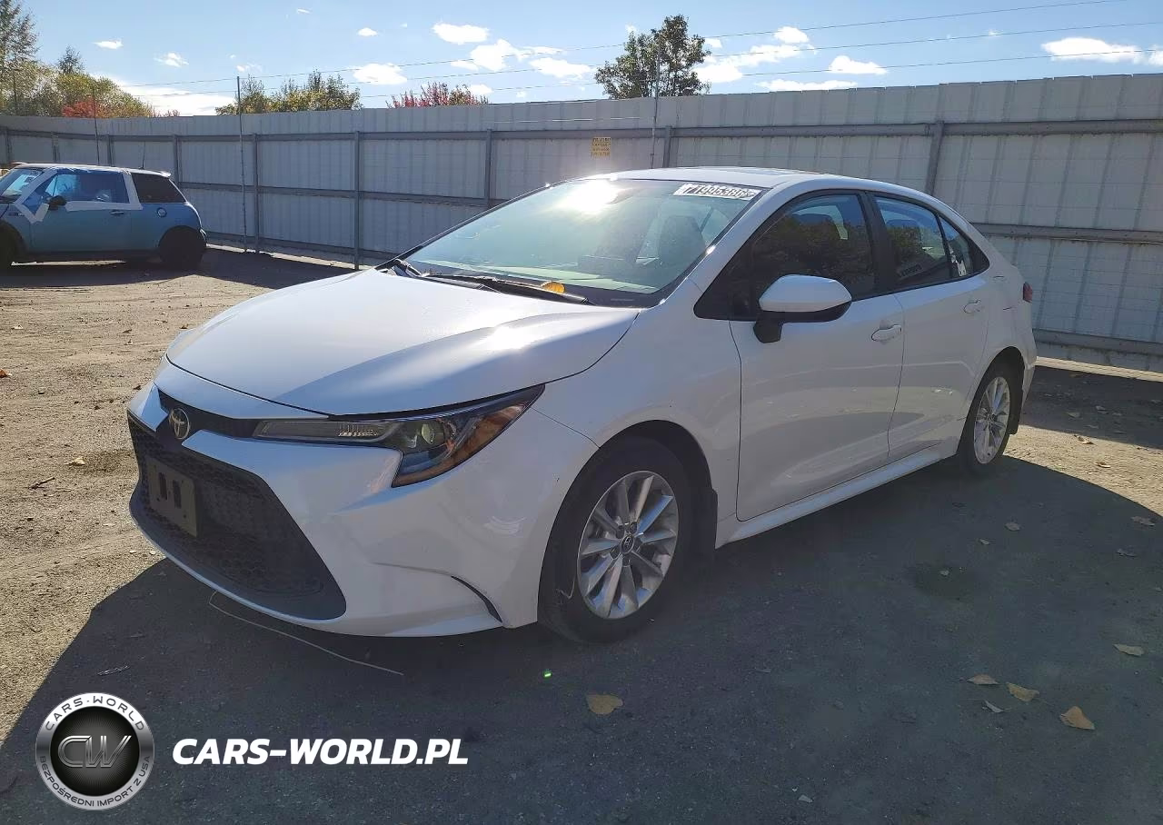 2022 Toyota Corolla Le – zdjęcie 1 z 12