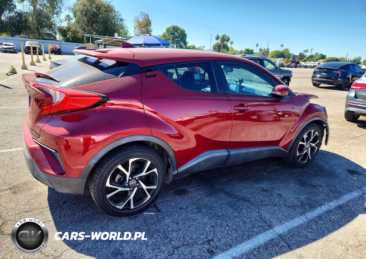 2018 Toyota C-Hr Xle VIN:NMTKHMBX8JR010405 - 3