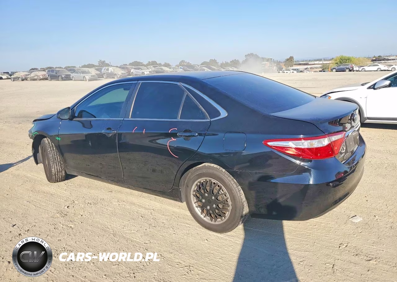 2016 Toyota Camry Le VIN:4T4BF1FK0GR584121 - 2