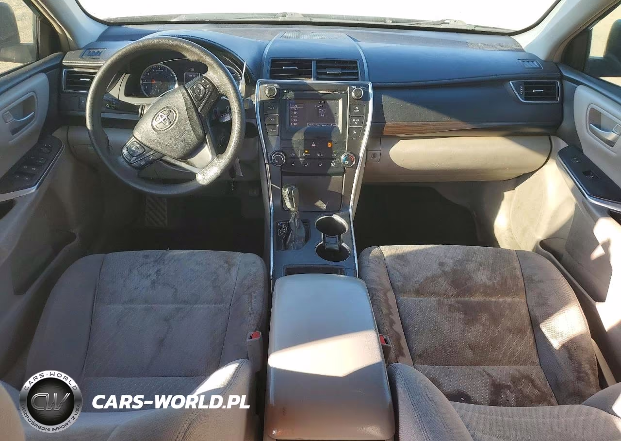 2016 Toyota Camry Le VIN:4T4BF1FK0GR584121 - 8