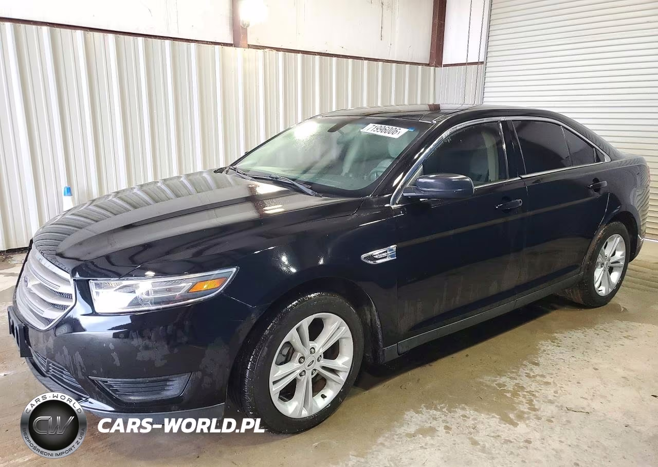 2018 Ford Taurus Se