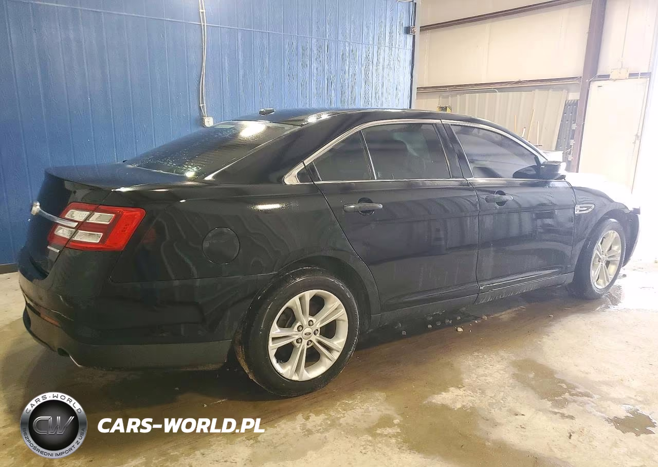 2018 Ford Taurus Se VIN:1FAHP2D80JG132667 - 3