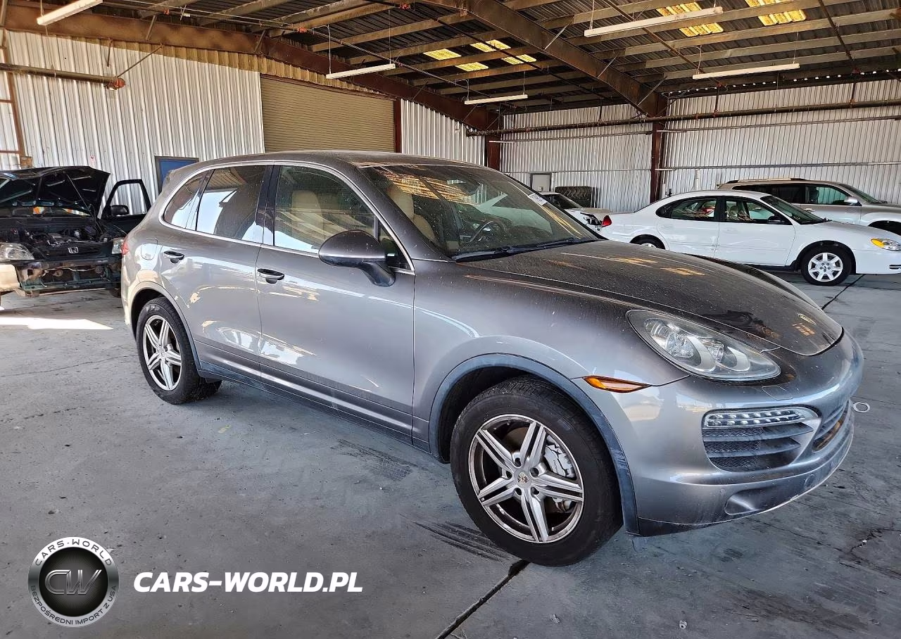 2012 Porsche Cayenne S VIN:WP1AB2A2XCLA40193 - 4