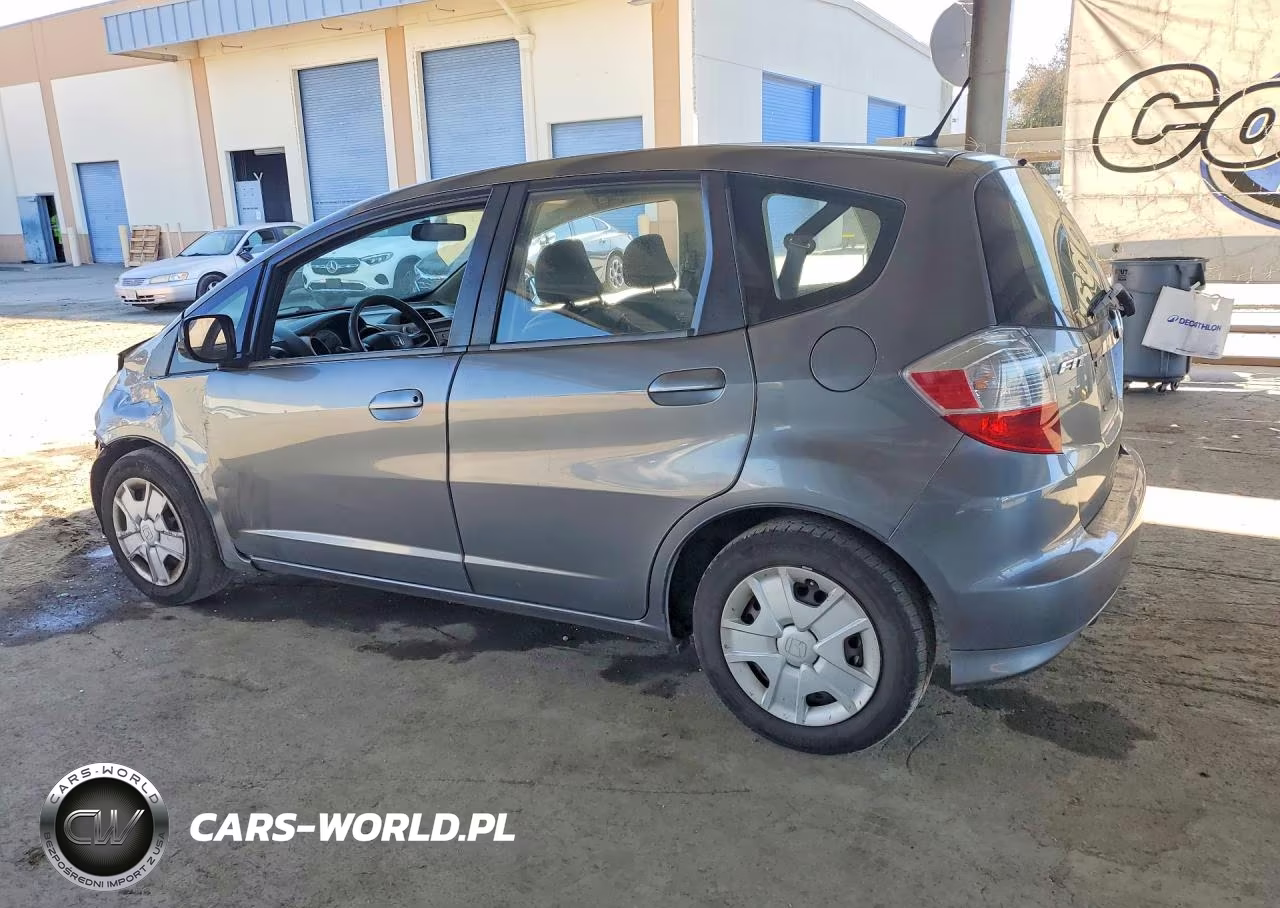 2013 Honda Fit VIN:JHMGE8H33DC017133 - 2