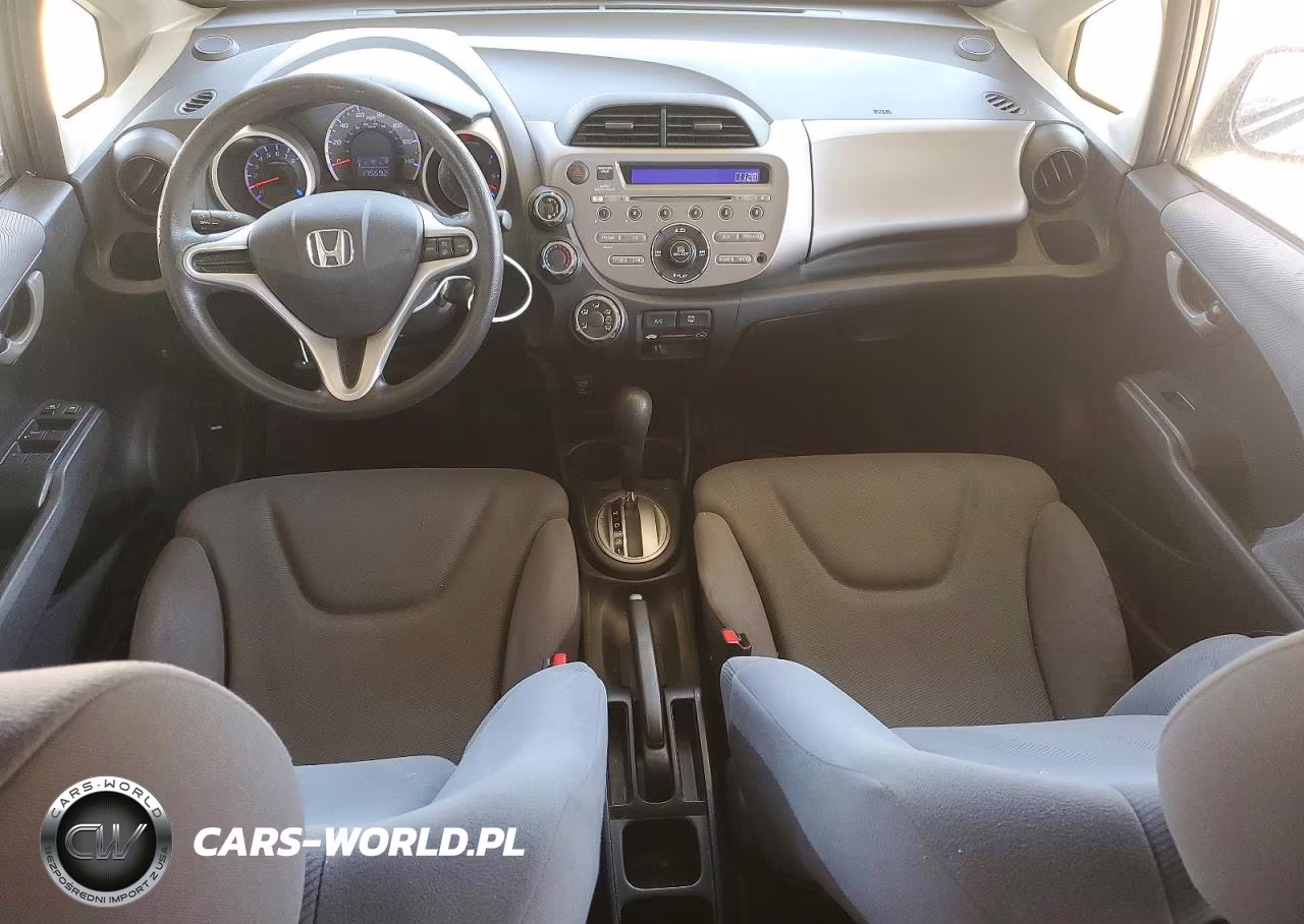 2013 Honda Fit VIN:JHMGE8H33DC017133 - 8