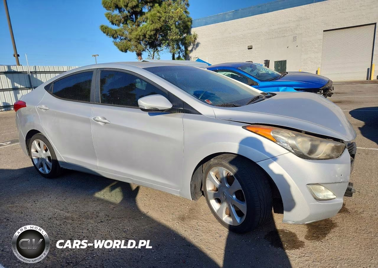 2012 Hyundai Elantra Limited VIN:KMHDH4AE0CU196817 - 4