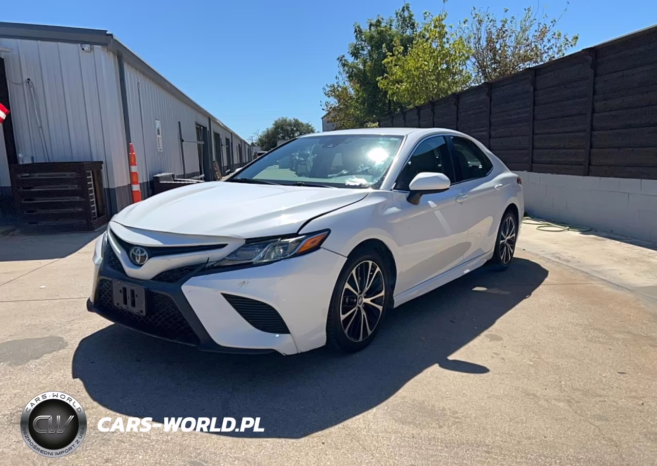 2018 Toyota Camry Se VIN:4T1B11HK3JU579458 - 2