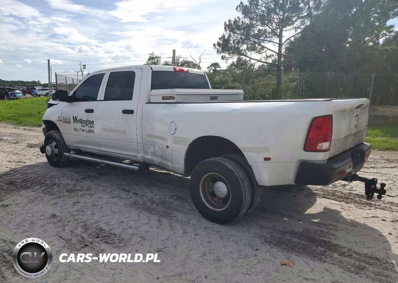 2018 Ram 3500 St VIN:3C63RRGLXJG311043 - 2