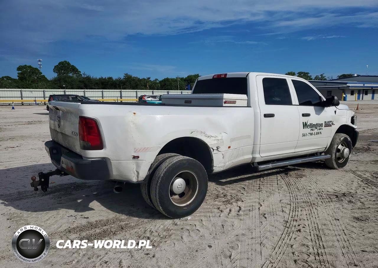 2018 Ram 3500 St VIN:3C63RRGLXJG311043 - 3