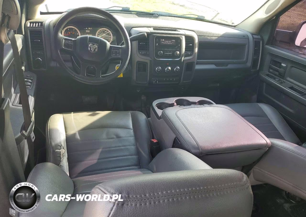 2018 Ram 3500 St VIN:3C63RRGLXJG311043 - 8