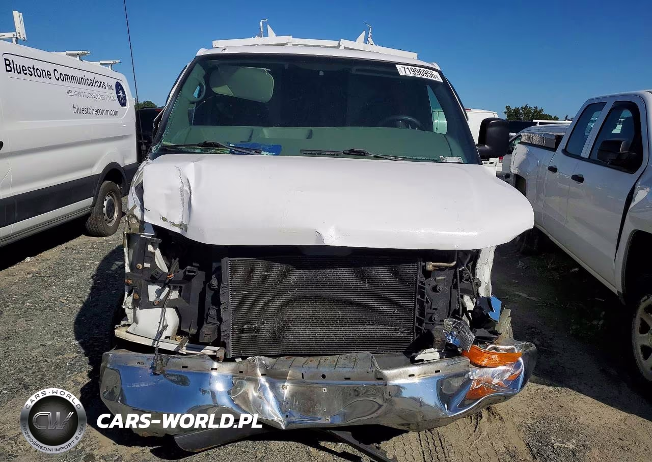 2006 Chevrolet Express G3500 VIN:1GCHG35UX61235696 - 5
