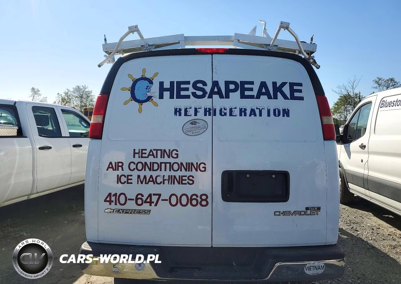 2006 Chevrolet Express G3500 VIN:1GCHG35UX61235696 - 6