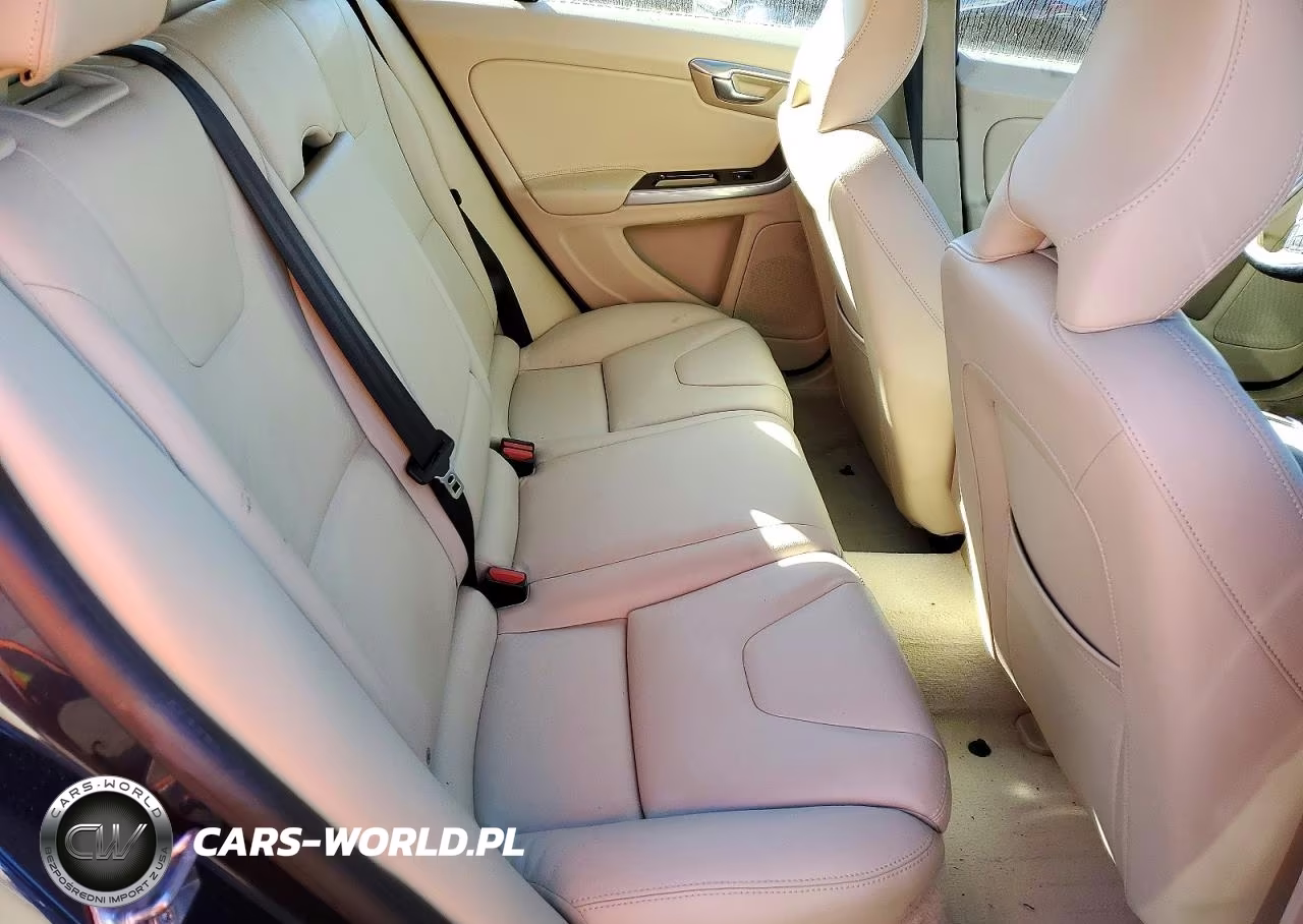 2015 Volvo V60 Premier VIN:YV1612SK4F1245964 - 10