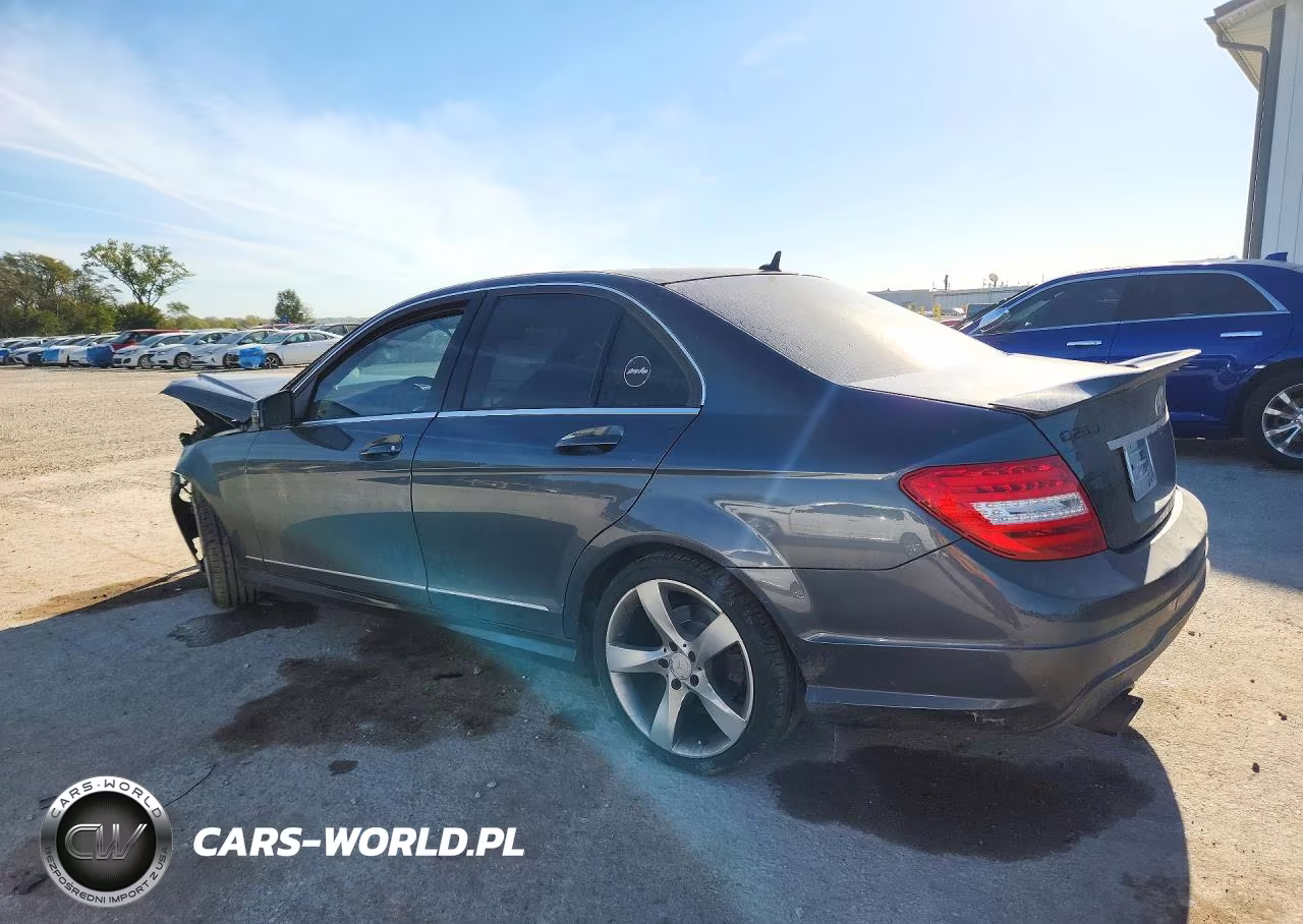 2014 Mercedes-Benz C 250 VIN:WDDGF4HB1EA964351 - 2