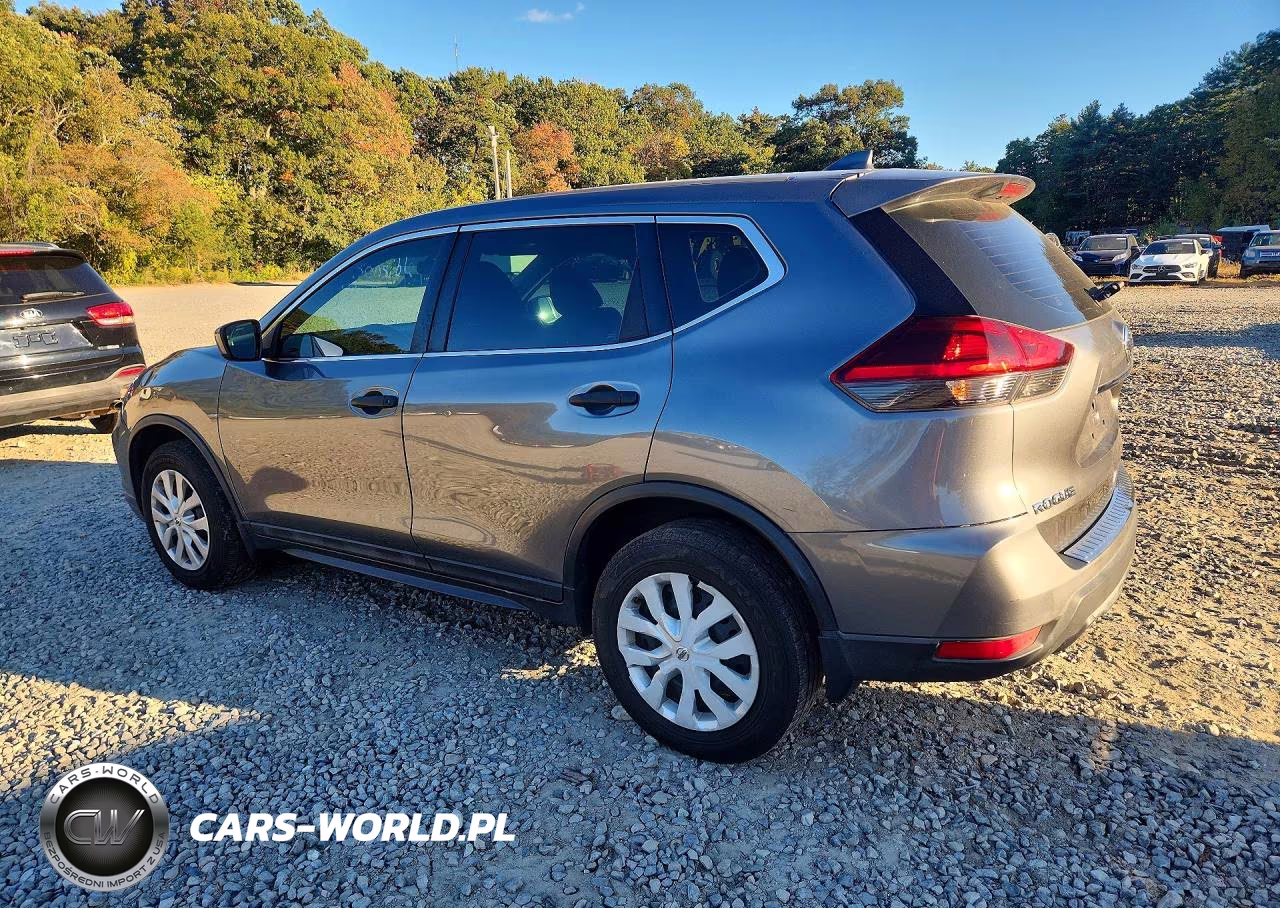 2018 Nissan Rogue S VIN:5N1AT2MV3JC753983 - 2