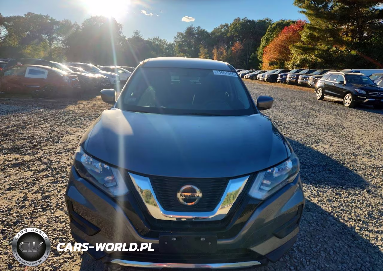 2018 Nissan Rogue S VIN:5N1AT2MV3JC753983 - 5