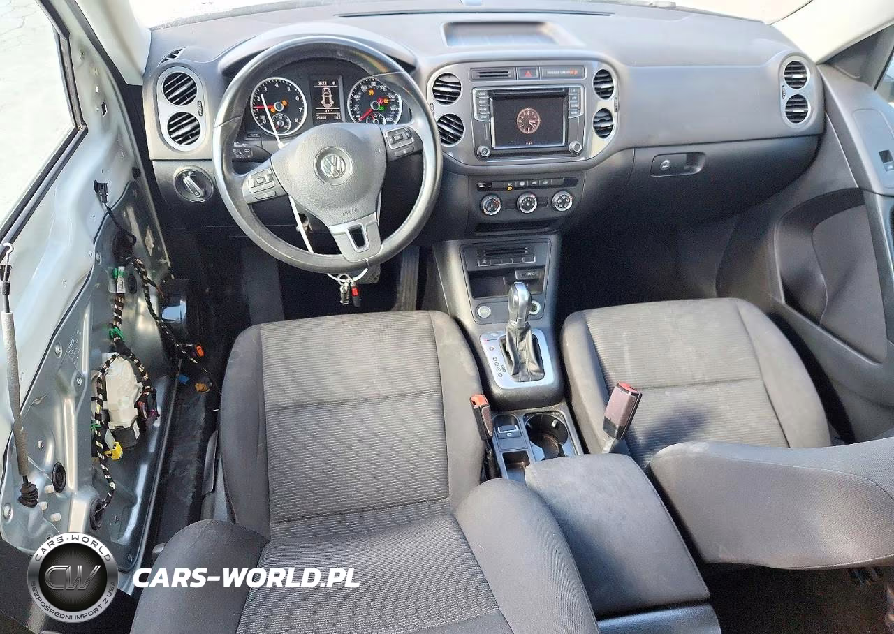 2018 Volkswagen Tiguan Limited VIN:WVGBV7AX3JK002468 - 8