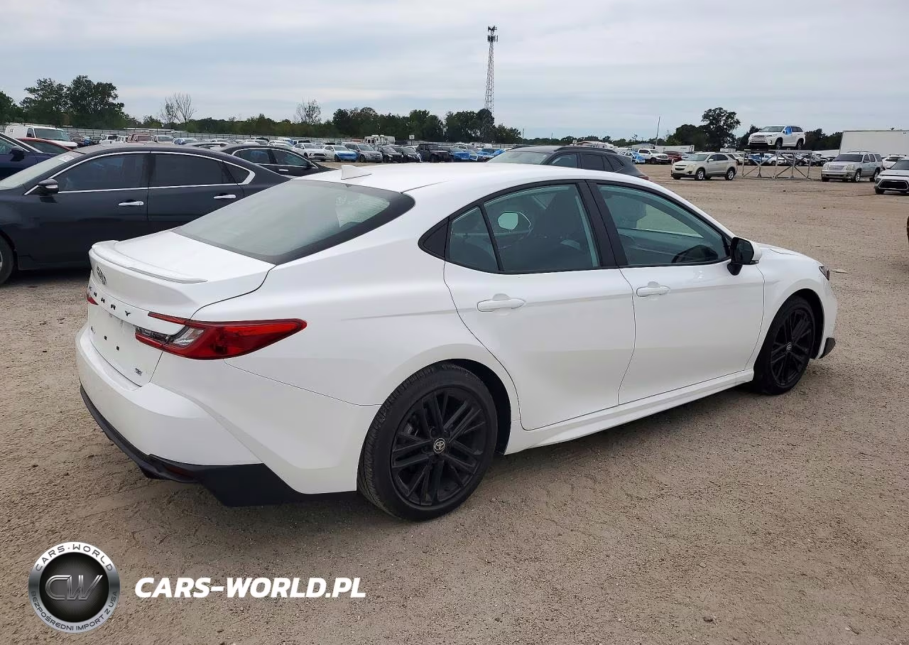 2025 Toyota Camry Se VIN:4T1DAACK9SU095196 - 3