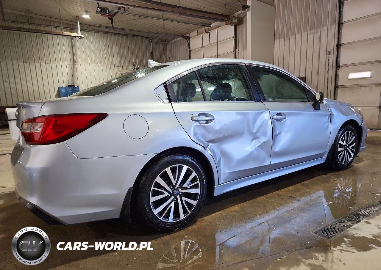 2019 Subaru Legacy 2.5I Premium VIN:4S3BNAF65K3004008 - 3