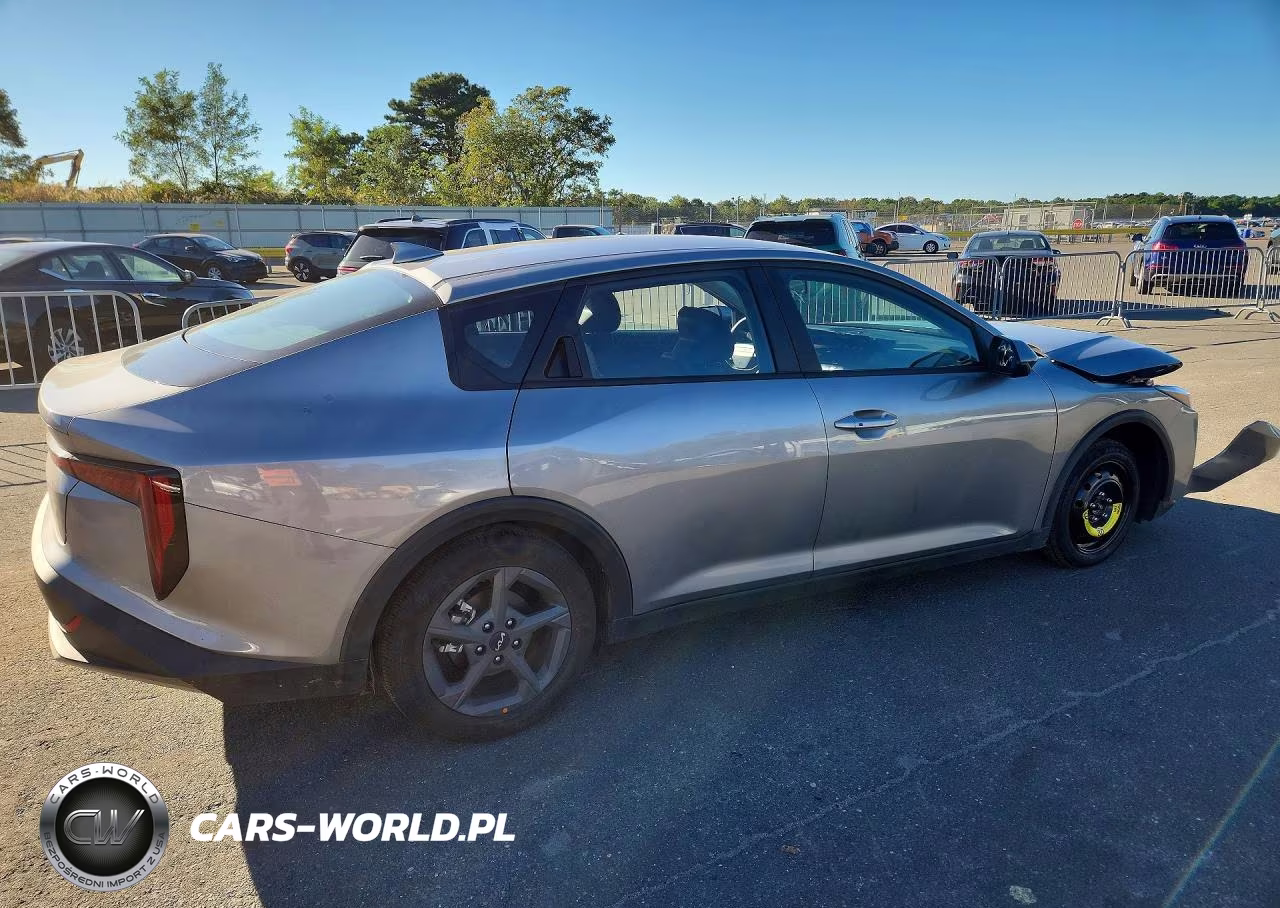 2026 Kia K4 Lxs VIN:3KPFT4DE8TE277120 - 3