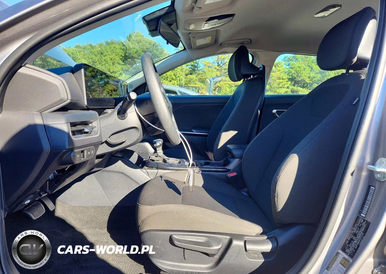 2026 Kia K4 Lxs VIN:3KPFT4DE8TE277120 - 7