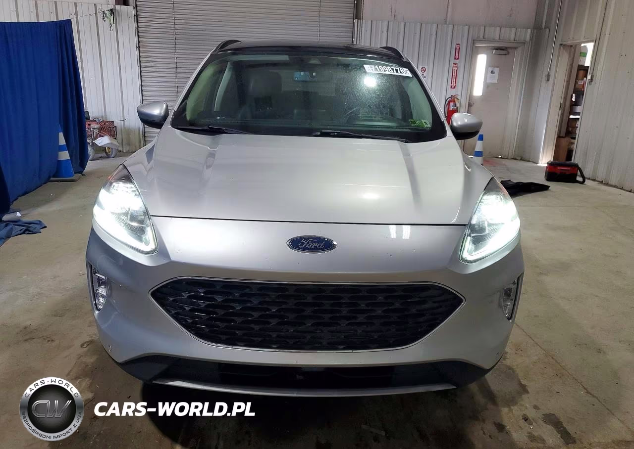 2020 Ford Escape Titanium VIN:1FMCU9J97LUB91136 - 5