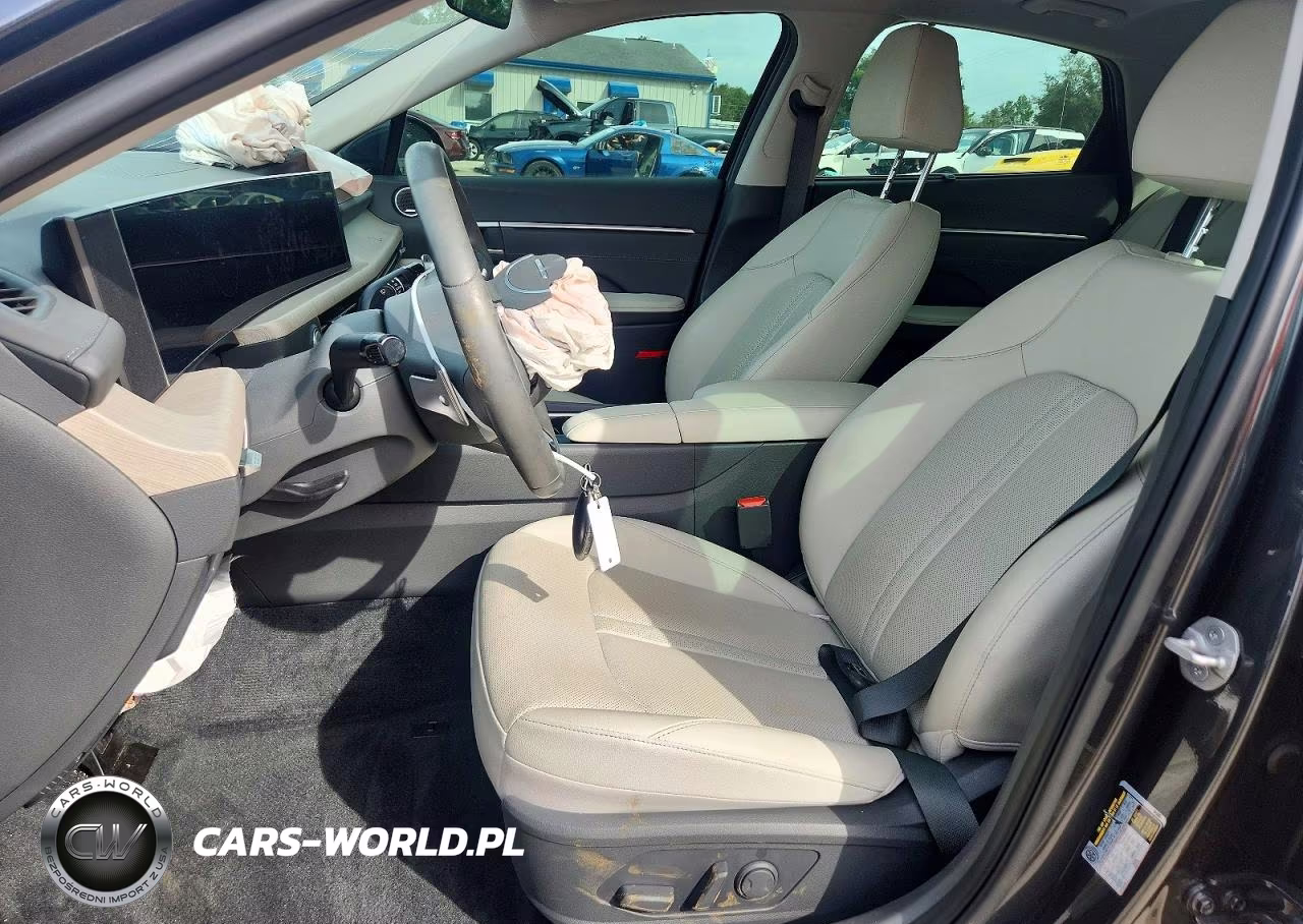 2025 Hyundai Sonata Hybrid Limited VIN:KMHL54JJ5SA105302 - 7