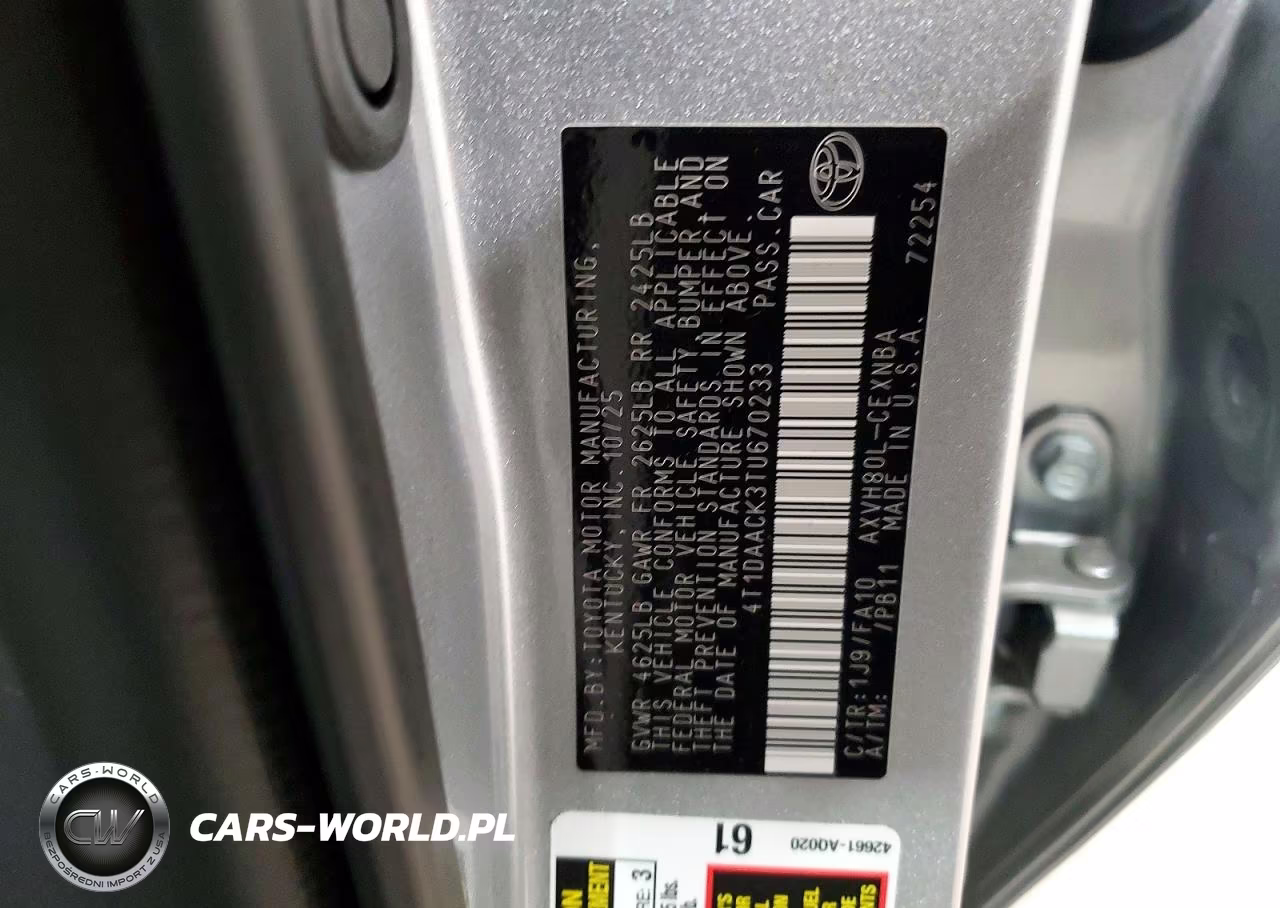 2026 Toyota Camry Le VIN:4T1DAACK3TU670233 - 13