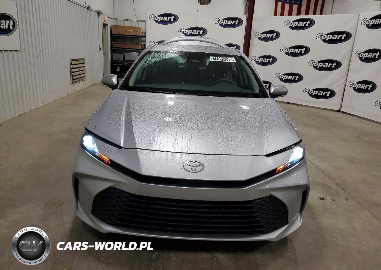 2026 Toyota Camry Le VIN:4T1DAACK3TU670233 - 5
