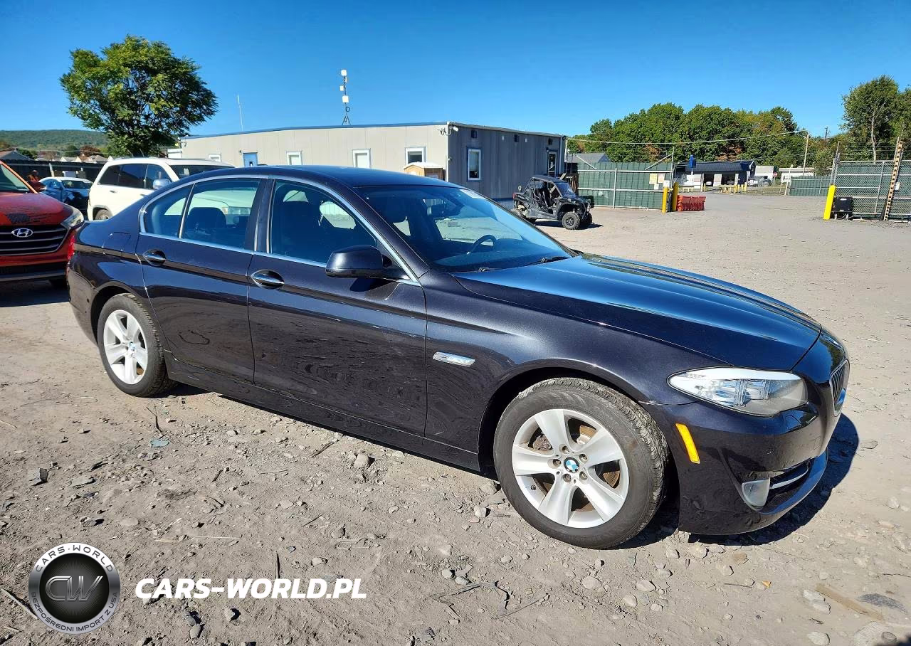 2013 BMW 528 Xi VIN:WBAXH5C52DD111527 - 4