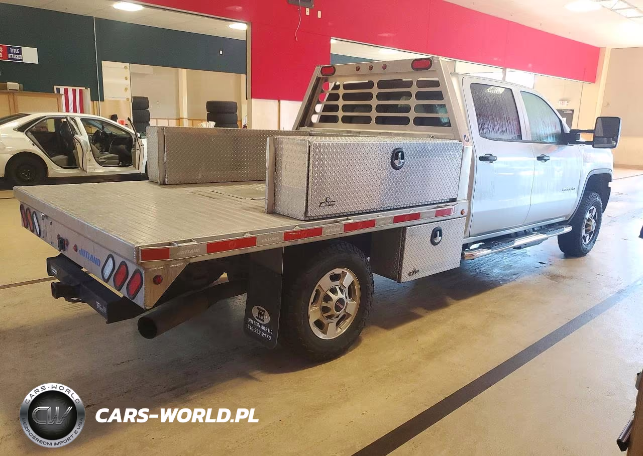 2019 GMC Sierra K2500 Heavy Duty VIN:1GD12NEY7KF149284 - 3