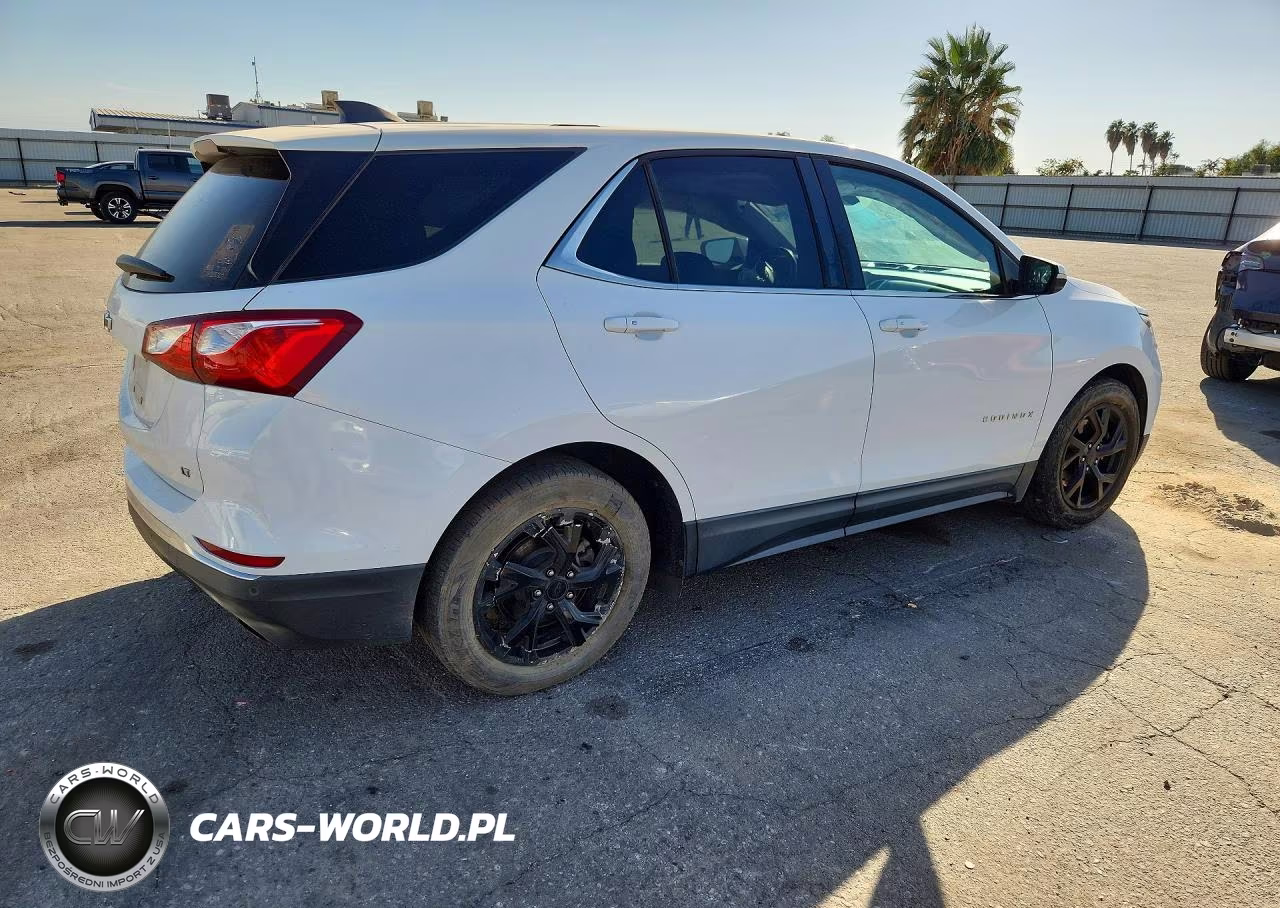 2018 Chevrolet Equinox Lt VIN:2GNAXKEXXJ6157312 - 3
