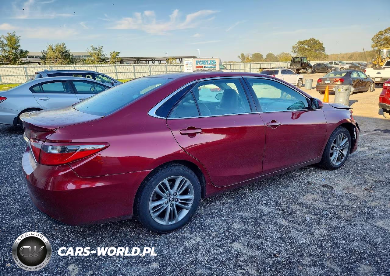 2016 Toyota Camry Se VIN:4T1BF1FK5GU593620 - 3
