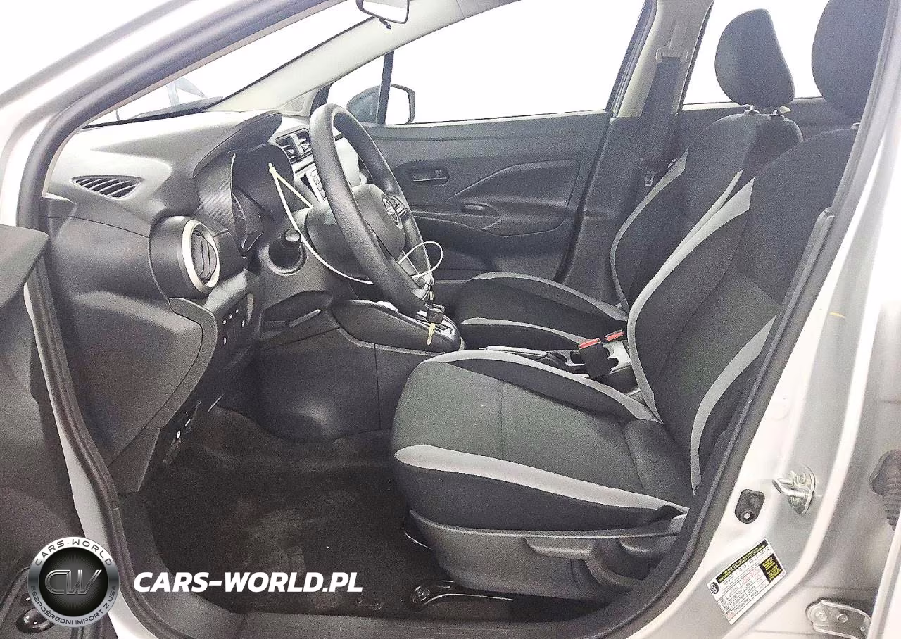 2025 Nissan Versa S VIN:3N1CN8DV9SL823523 - 7