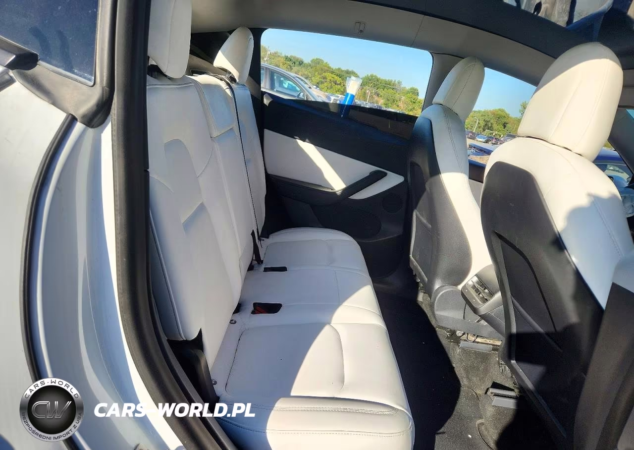 2021 Tesla Model Y VIN:5YJYGDEE6MF198648 - 11