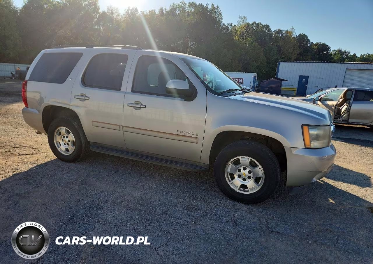 2008 Chevrolet Tahoe C1500 VIN:1GNFC13078R153282 - 4