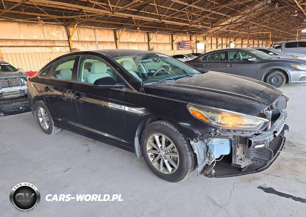 2018 Hyundai Sonata Se VIN:5NPE24AF7JH601307 - 4