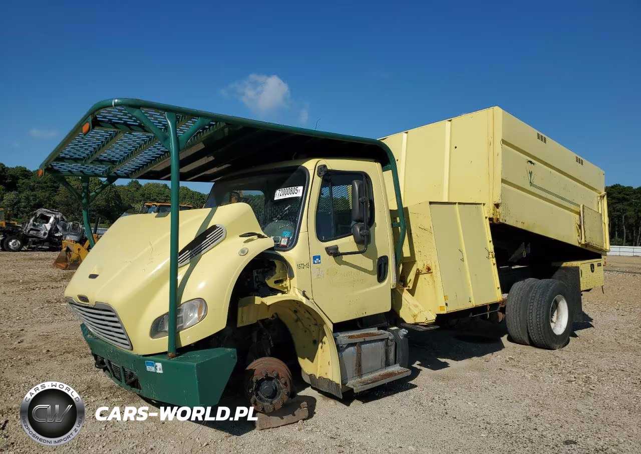 2013 Freightliner M2 106 Medium Duty