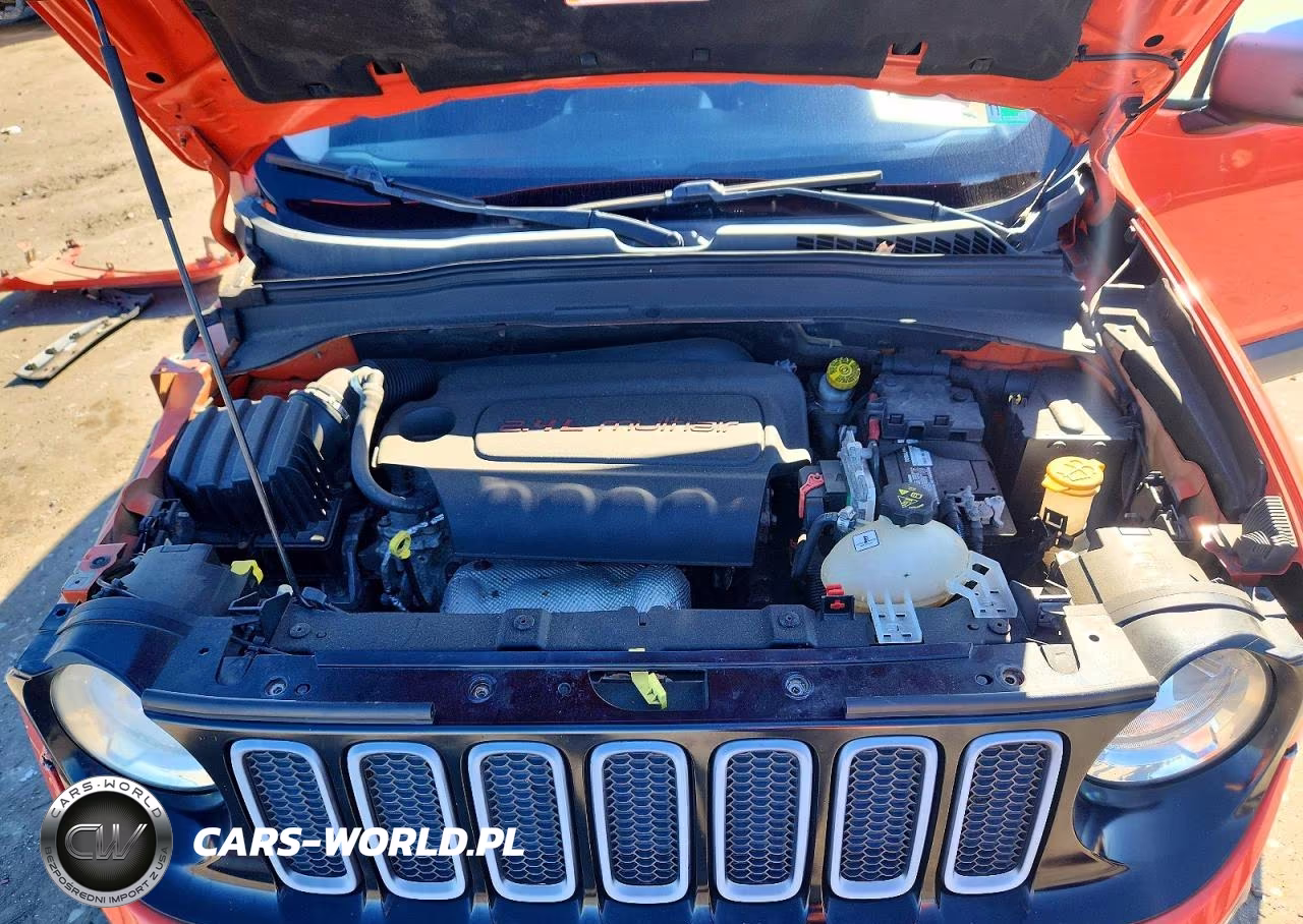 2015 Jeep Renegade Trailhawk VIN:ZACCJBCT2FPB22387 - 12